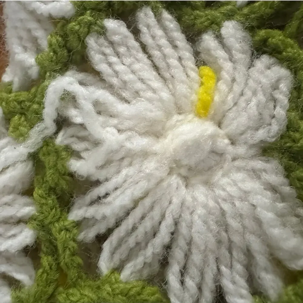 Vintage Daisy Chain Reversible Crochet Afghan Throw 48x70